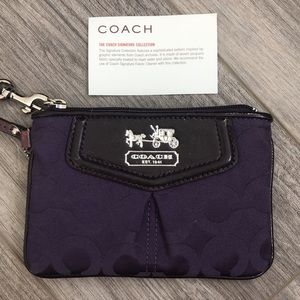 Brand new - Coach Signature Collection wallet